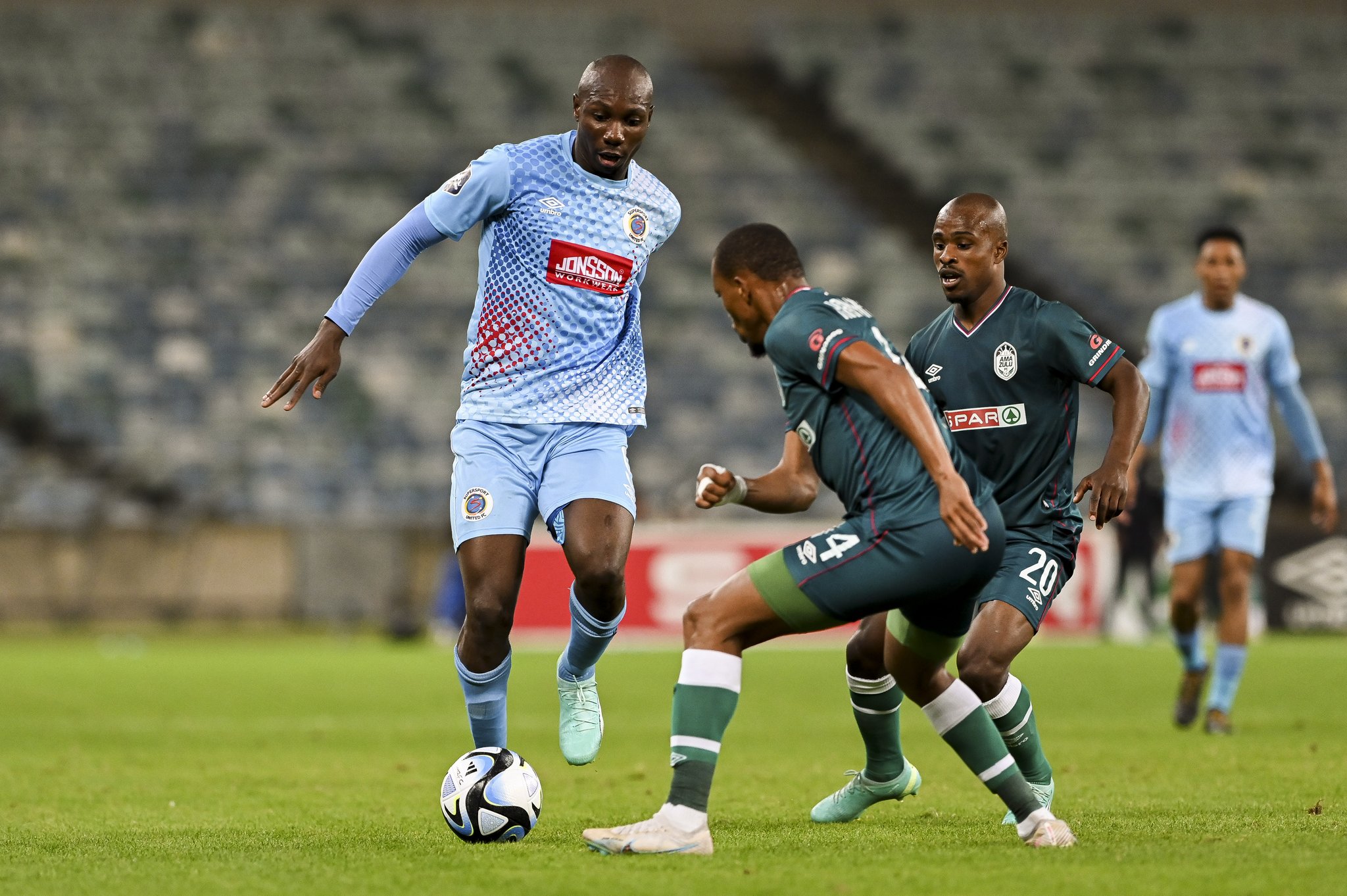 SuperSport United were held to a draw by 10-man AmaZulu