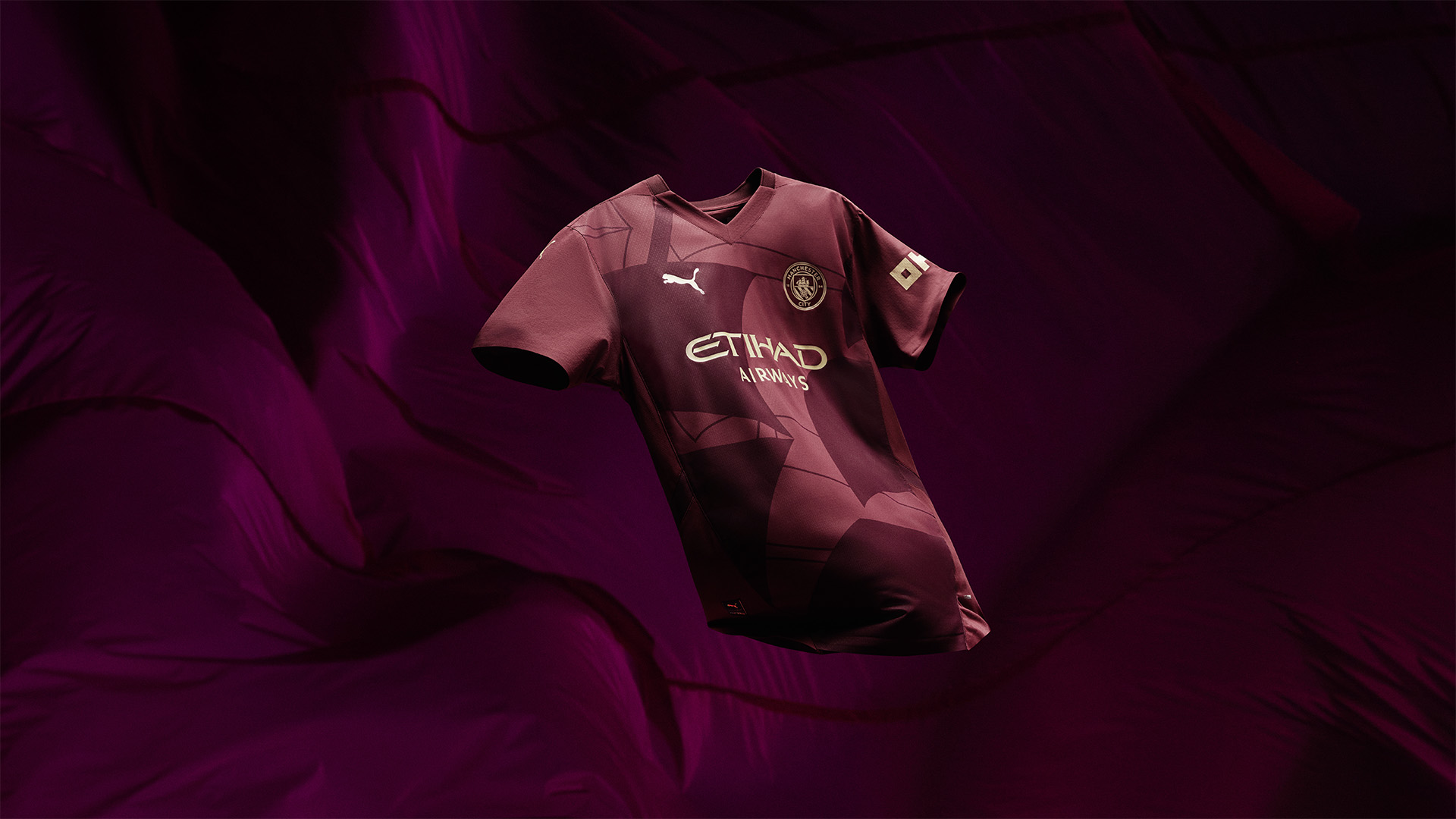  PUMA & MANCHESTER CITY LAUNCH THE 24/25 THIRD KIT IN NEW YORK CITY 