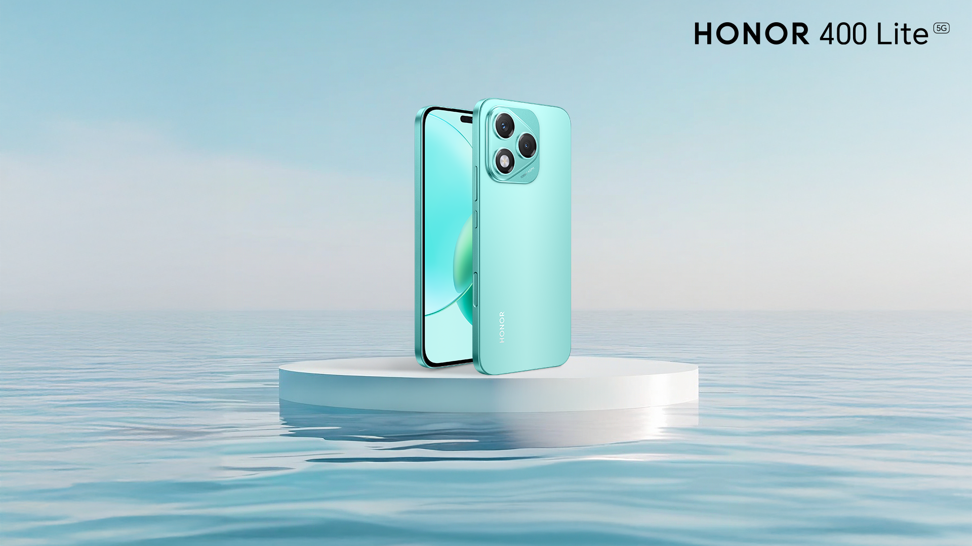 HONOR celebrates Amajita with R250,000 worth of 400 Lite devices to mark a proud moment for South African Football